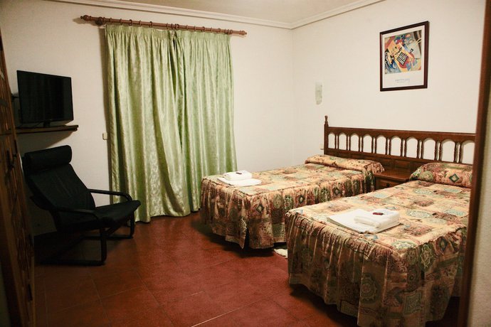 Imagen de la habitación del Hotel Plaza, Riaza. Foto 9