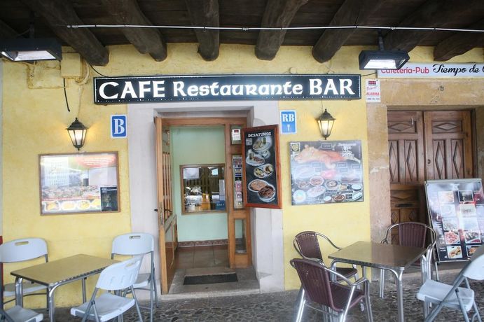 Imagen del bar/restaurante del Hotel Plaza, Riaza. Foto 5