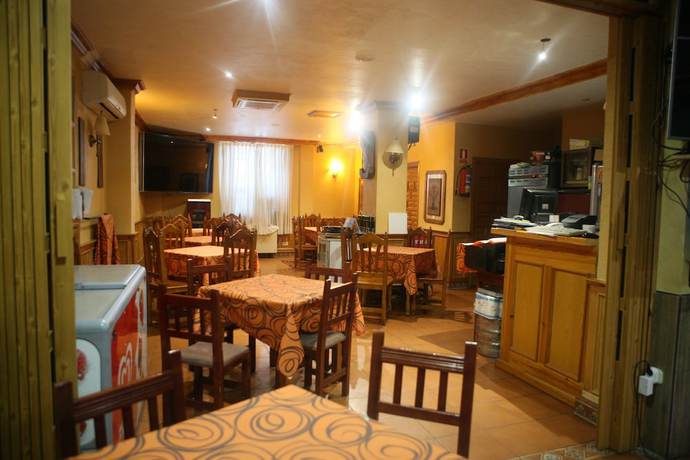 Imagen del bar/restaurante del Hotel Plaza, Riaza. Foto 6