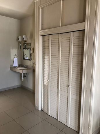 Imagen de la habitación del Hotel Plaza Riviera. Foto 6