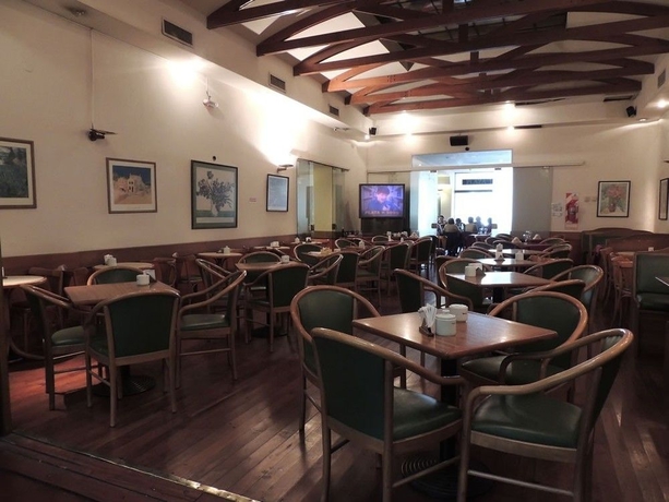 Imagen del bar/restaurante del Hotel Plaza, SALTA. Foto 2
