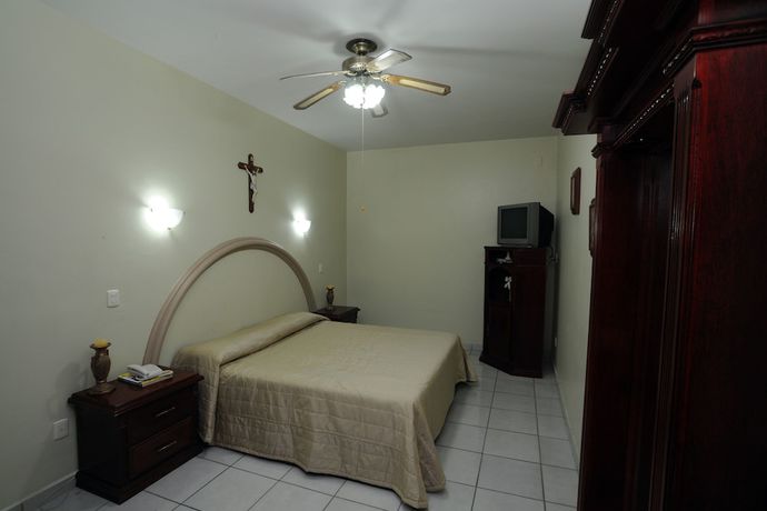 Imagen de la habitación del Hotel Plaza Sahuayo. Foto 2