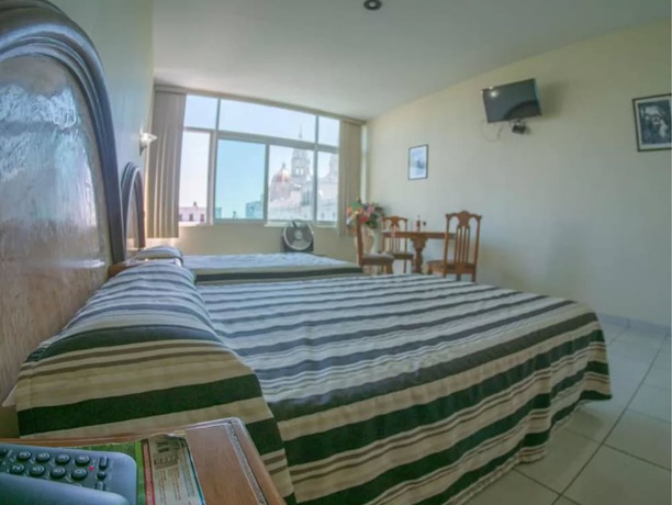 Imagen de la habitación del Hotel Plaza Sahuayo. Foto 13