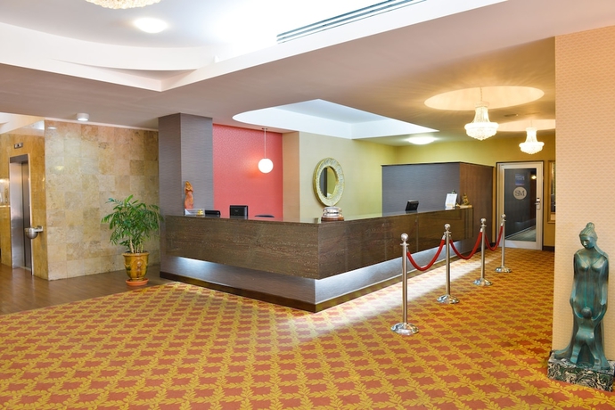 Imagen de los interiores del Hotel Plaza San Martin. Foto 17
