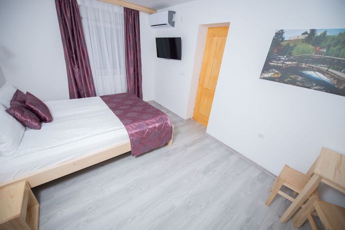 Imagen de la habitación del Hotel Plaza, Sarajevo. Foto 5