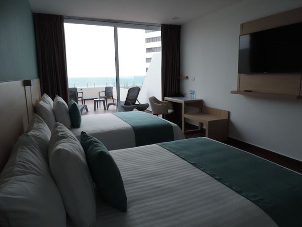 Imagen de la habitación del Hotel Plaza Sol. Foto 7