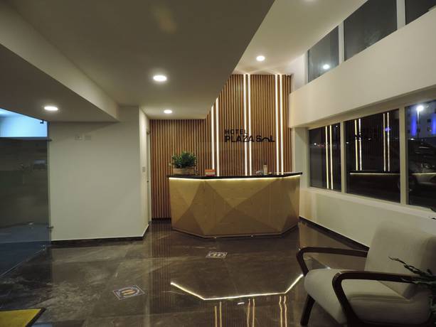 Imagen de los interiores del Hotel Plaza Sol. Foto 13