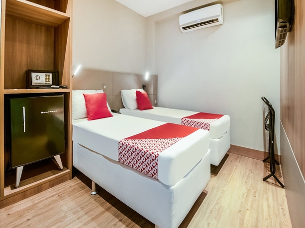 Imagen de la habitación del Hotel Plaza Spania. Foto 10