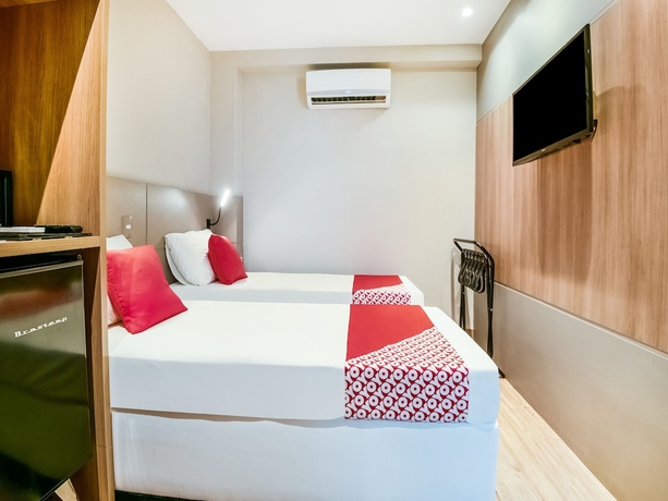 Imagen de la habitación del Hotel Plaza Spania. Foto 11