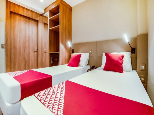 Imagen de la habitación del Hotel Plaza Spania. Foto 12