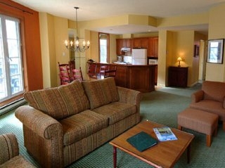 Imagen de la habitación del Hotel Plaza St-Bernard. Foto 3