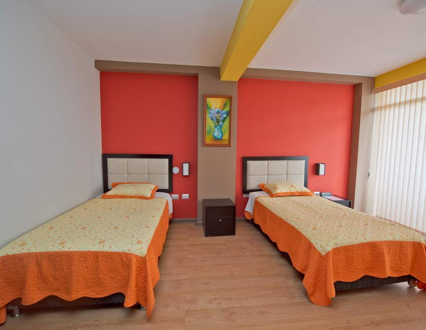 Imagen general del Hotel Plaza Sur & Suites. Foto 4