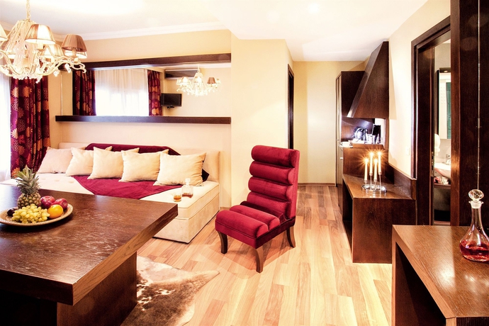 Imagen de los interiores del Hotel Plaza, Tesalonica. Foto 14