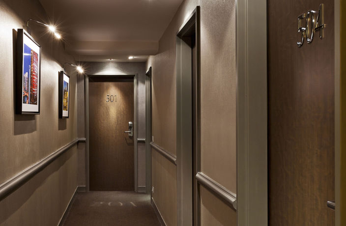 Imagen de los interiores del Hotel Plaza Tour Eiffel. Foto 13