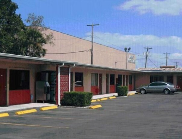 Imagen general del Hotel Plaza Travel Inn. Foto 7