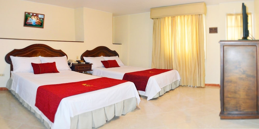 Imagen de la habitación del Hotel Plaza Versalles. Foto 6
