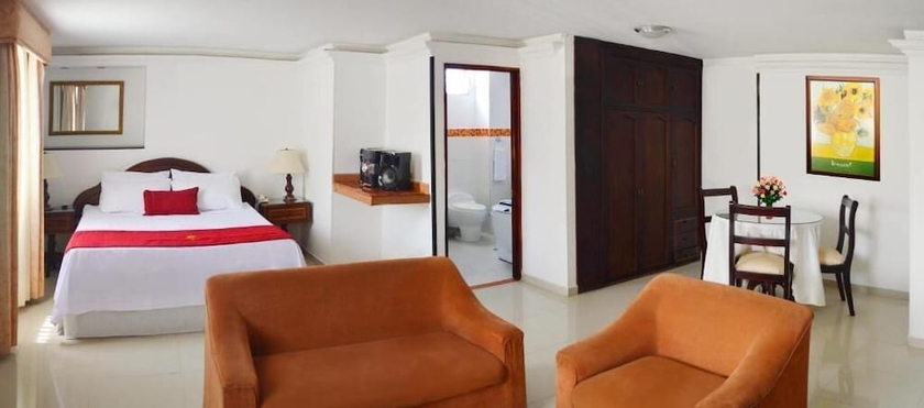 Imagen de la habitación del Hotel Plaza Versalles. Foto 8