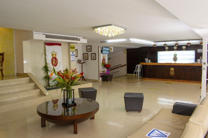 Imagen de los interiores del Hotel Plaza Versalles. Foto 12