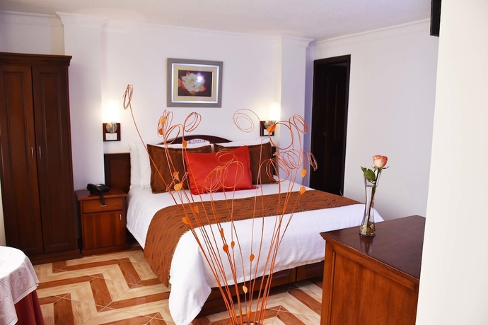 Imagen de la habitación del Hotel Plaza Victoria. Foto 9