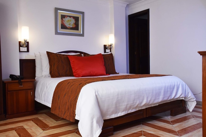 Imagen de la habitación del Hotel Plaza Victoria. Foto 10