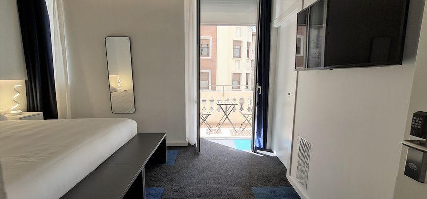 Imagen de la habitación del Hotel Plaza View. Foto 8