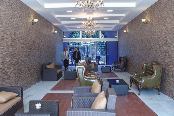 Imagen del bar/restaurante del Hotel Plaza Viktoria. Foto 4