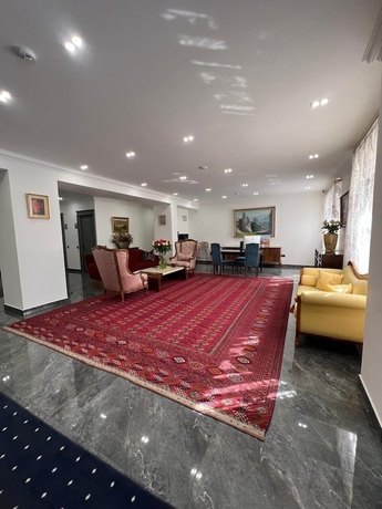 Imagen general del Hotel Plaza Viktoria Yerevan. Foto 1