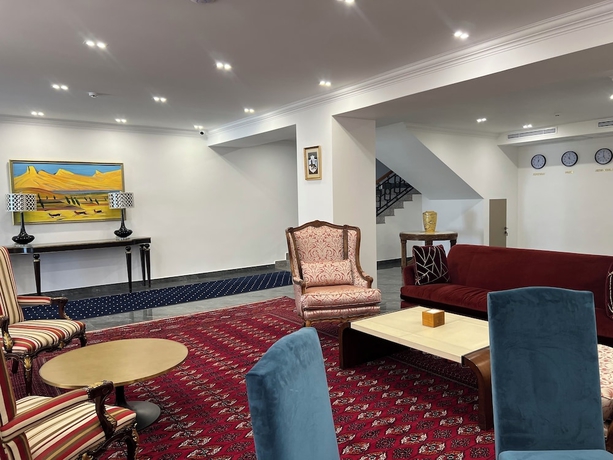 Imagen de los interiores del Hotel Plaza Viktoria Yerevan. Foto 15