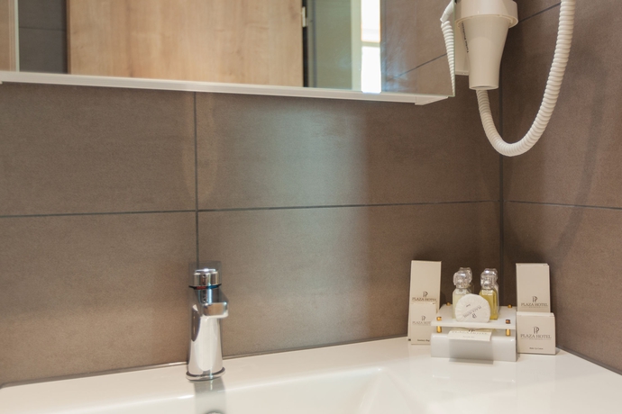 Imagen de la habitación del Hotel Plaza, WINTERTHUR. Foto 6