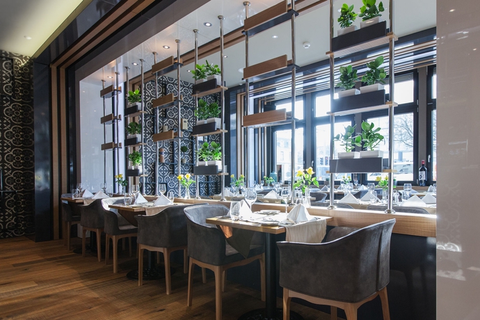 Imagen del bar/restaurante del Hotel Plaza, WINTERTHUR. Foto 5
