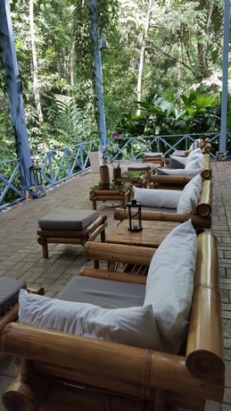 Imagen de los exteriores del Hotel Plaza Yara. Foto 5