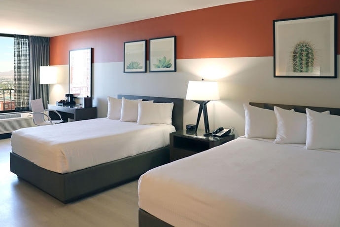 Imagen de la habitación del Hotel Plaza and Casino. Foto 2