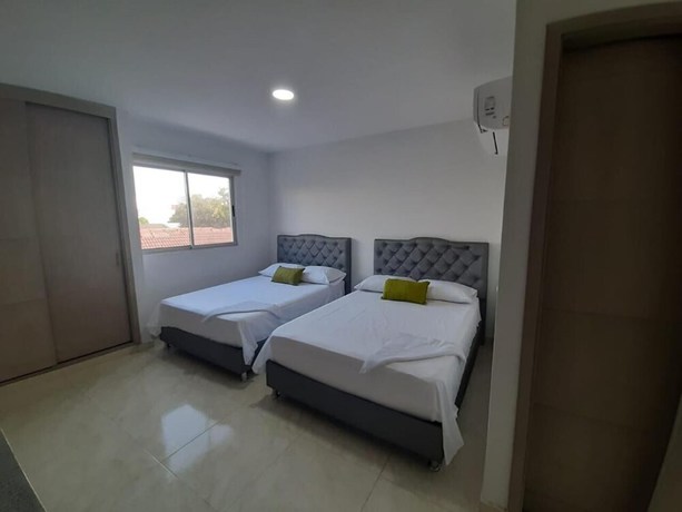 Imagen de la habitación del Hotel Plaza de Angel 74. Foto 11