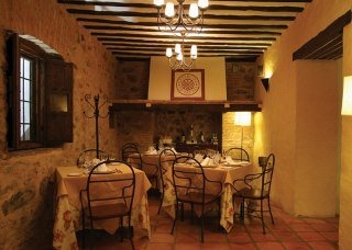 Imagen del bar/restaurante del Hotel Plaza de Toros de Almaden. Foto 3