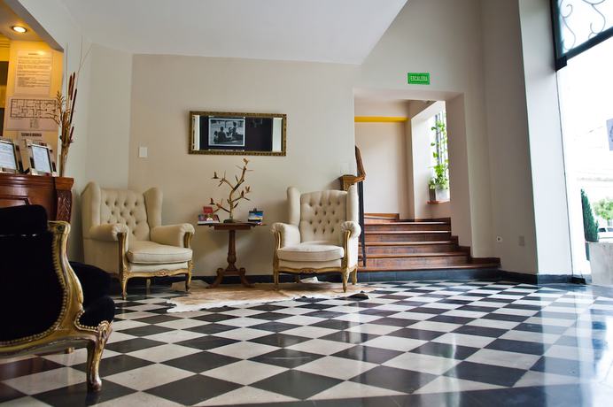 Imagen de los interiores del Hotel Plaza de las Aljabas. Foto 14