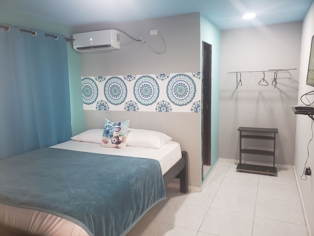 Imagen de la habitación del Hotel Plaza del Mar. Foto 4