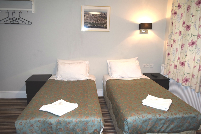 Imagen de la habitación del Hotel Plaza hotel, Londres. Foto 9