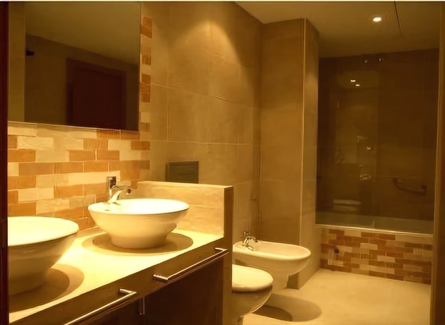 Imagen de la habitación del Hotel Plazaola. Foto 17