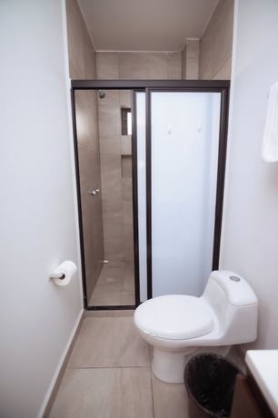 Imagen de la habitación del Hotel Plazuela. Foto 16