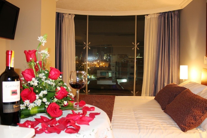 Imagen de la habitación del Hotel Plazuela Real. Foto 7