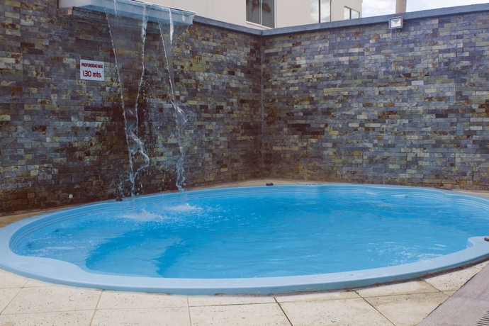Imagen de la piscina del Hotel Plazuela Real. Foto 15