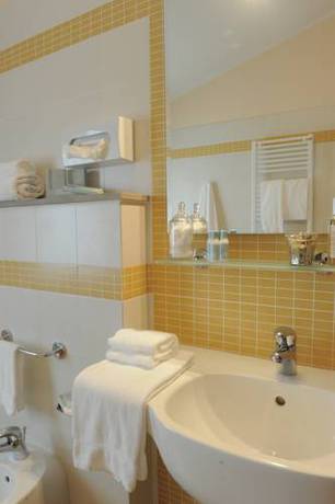 Imagen de la habitación del Hotel Plazza. Foto 12