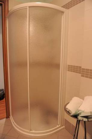 Imagen de la habitación del Hotel Plazza. Foto 16