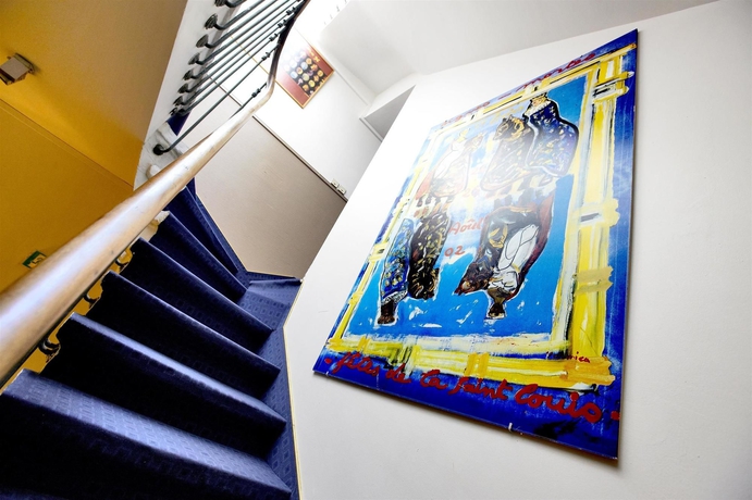 Imagen de los interiores del Hotel Plazza, Nimes. Foto 14