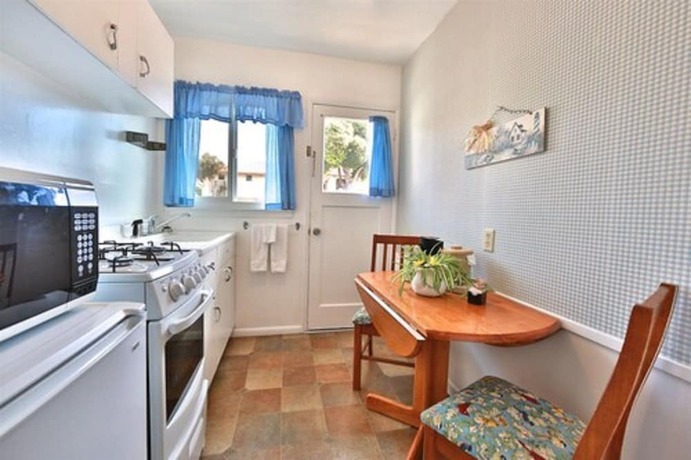 Imagen de la habitación del Hotel Pleasant Inn, Morro Bay. Foto 10
