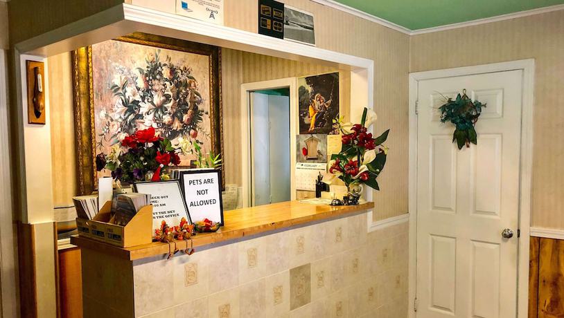 Imagen de los interiores del Hotel Pleasant Valley Motel West Stockbridge. Foto 19