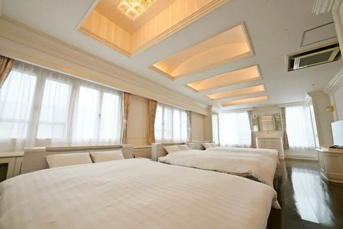 Imagen de la habitación del Hotel Pleasure Maruyama. Foto 25