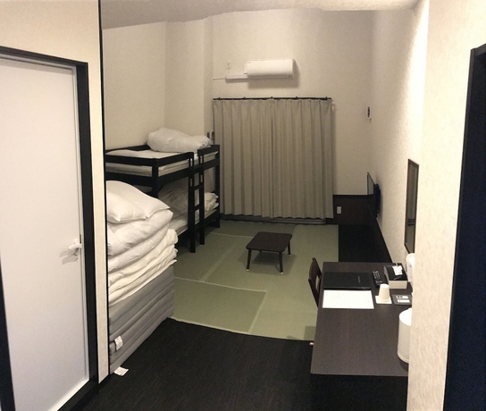 Imagen de la habitación del Hotel Pleia. Foto 4