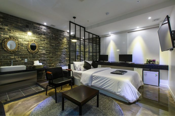 Imagen de la habitación del Hotel Plein. Foto 9