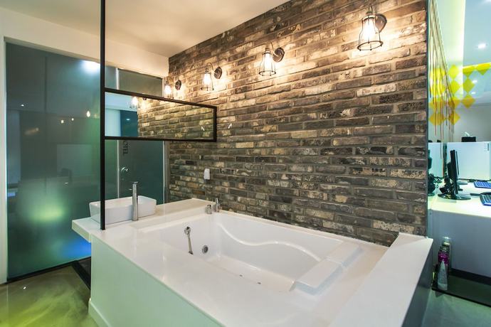 Imagen de la habitación del Hotel Plein. Foto 15